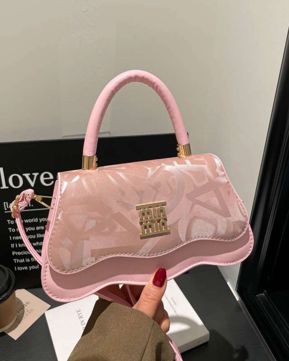 83a3663193fb4a2e41d6ac5c3e00ec5b9c02bd0a.jpeg Min Min Bag - Image 1